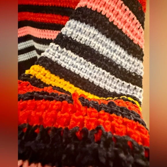 Thereabouts Girls Knit Velour Rainbow Cropped Sweater Size L - Picture 6 of 6